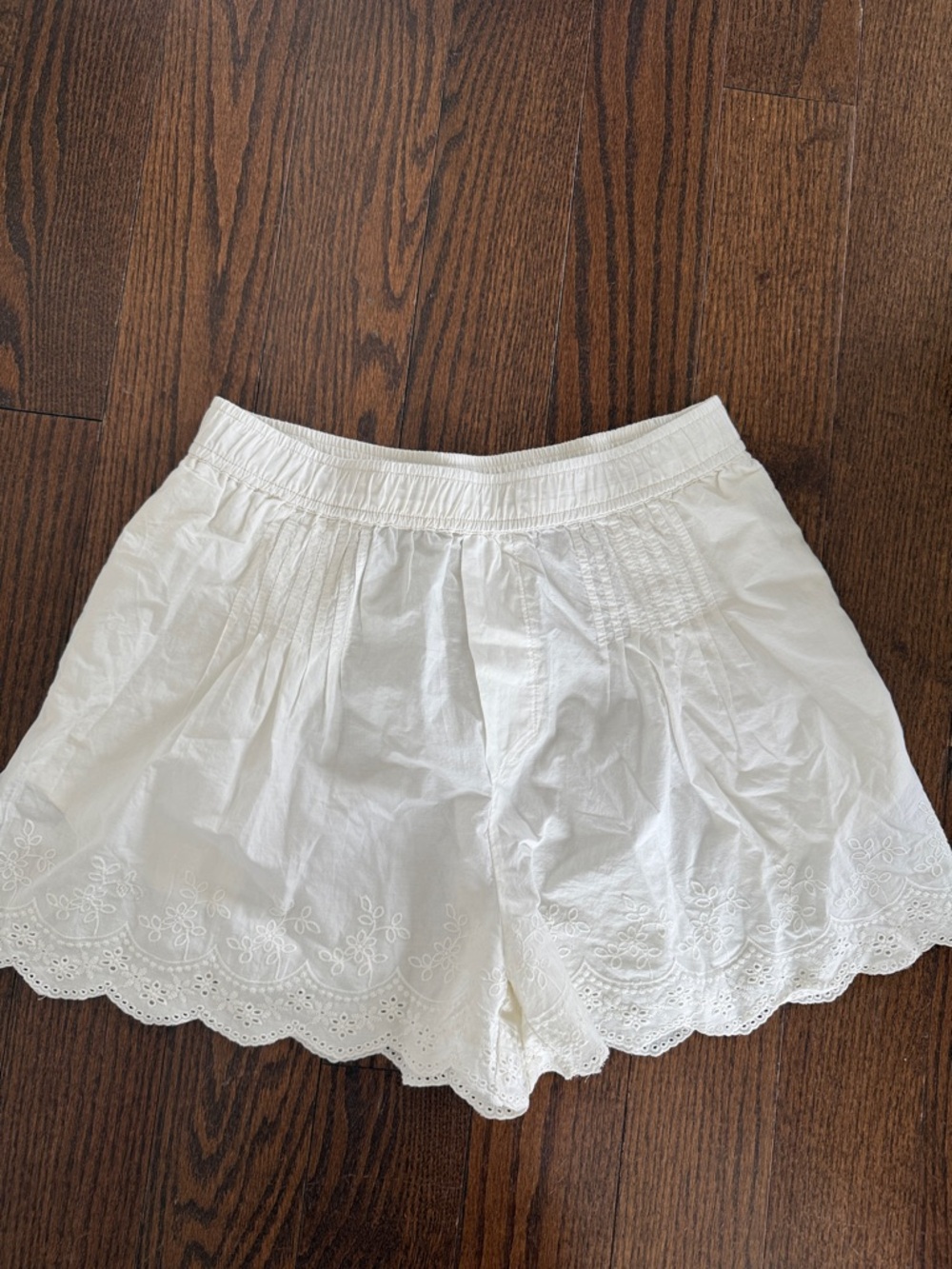 Anthropologie White Eyelet Scallop-Hem Cotton Shorts